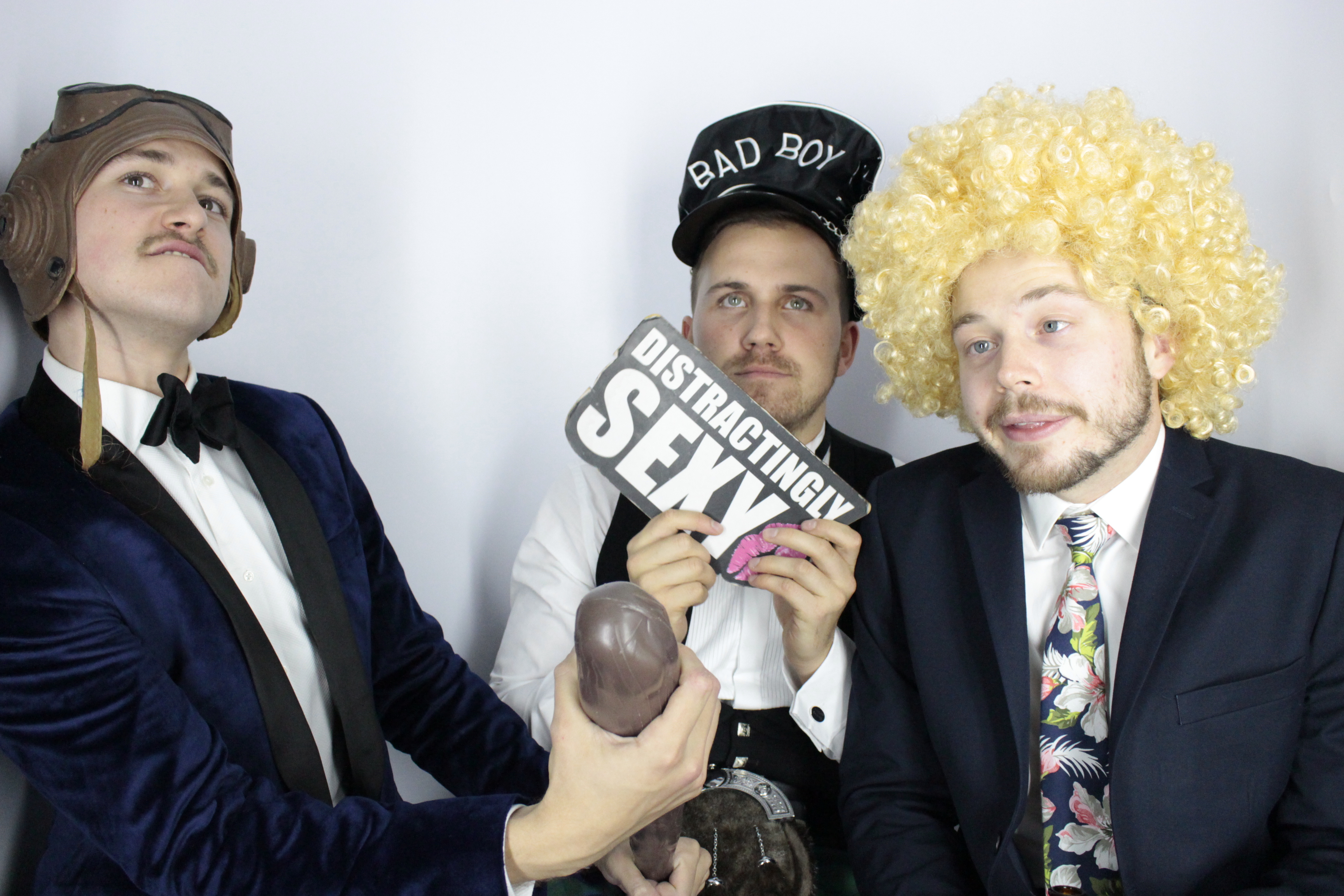 Darren and Claire’s Wedding  | View more photos from the event at gallery.myphotoboothexperience.co.uk/u/MyPhotoBoothExperienceLtd/Darren-and-Claire’s-Wedding